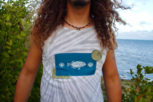 Fishy shell print tie dye tank SM